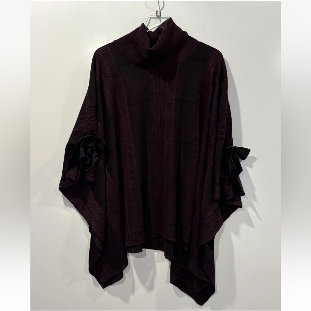 Ivanka Trump Womens Purple Black Plaid Knit Poncho Velvet Bow Accents‎ Size M/L